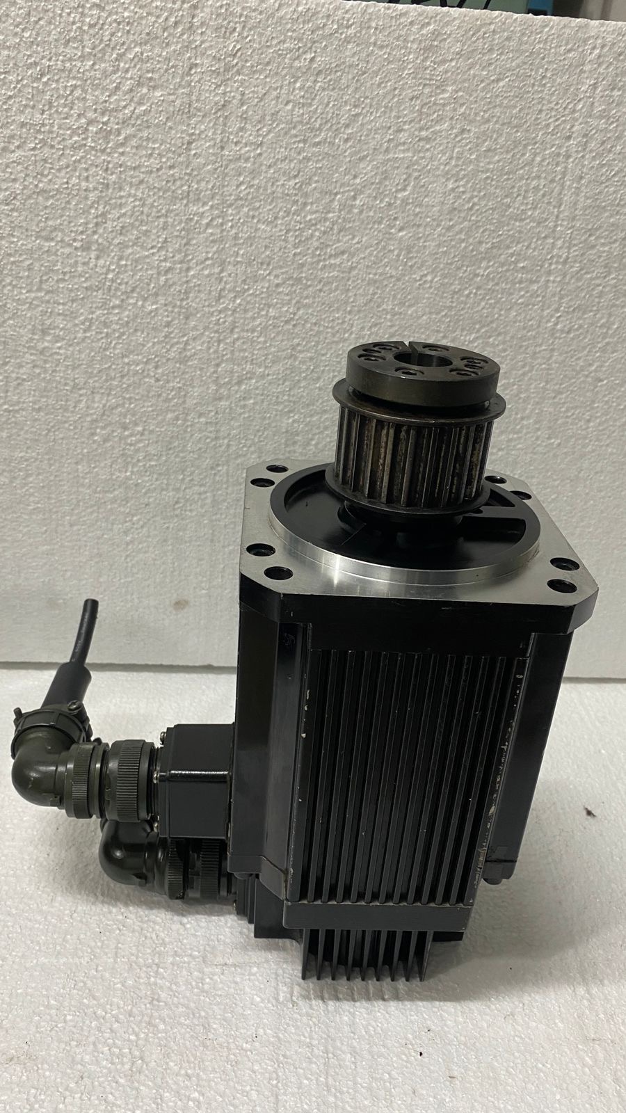 Taicang Teco AC Servo Motor TSB13102A-3NTA - Image 4